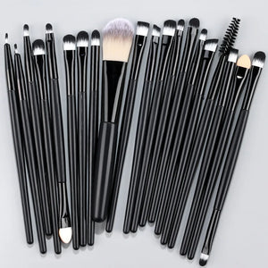 Achieve flawless makeup application with our 20-Piece Makeup Brush Set, perfect for beauty enthusiasts and professionals alike.